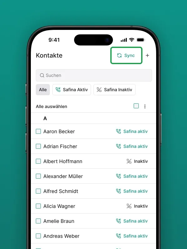 Screenshot der "Kontakte" Ansicht in der Safina AI App. Zeigt eine alphabetische Liste von Kontakten mit ihrem Safina-Status ("aktiv" oder "inaktiv") und einer Suchleiste. Oben rechts befindet sich ein "Sync" Button zum Synchronisieren von Kontakten. Filtermöglichkeiten nach "Alle", "Safina Aktiv" und "Safina Inaktiv" sind ebenfalls vorhanden. Illustriert die Kontaktverwaltung und Synchronisierung innerhalb der Safina AI App.